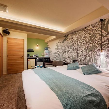 Hotel Will Base 旧chambery (Adults Only) Йокогама Екстер'єр фото