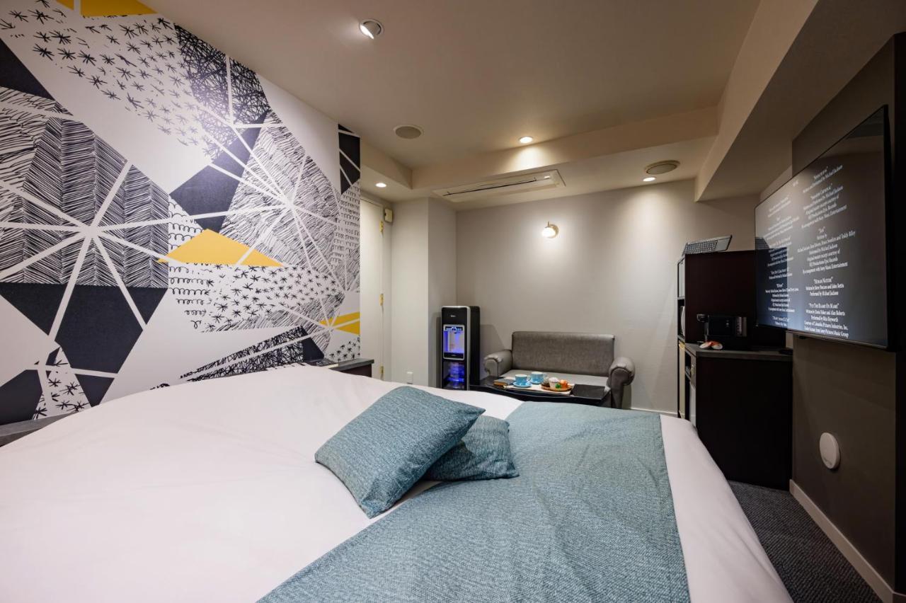 Hotel Will Base 旧chambery (Adults Only) Йокогама Екстер'єр фото