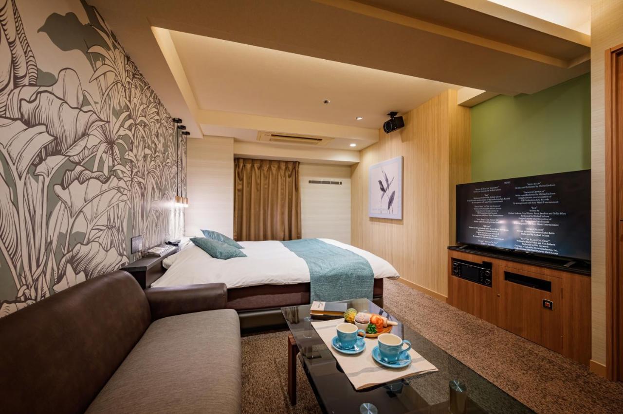 Hotel Will Base 旧chambery (Adults Only) Йокогама Екстер'єр фото
